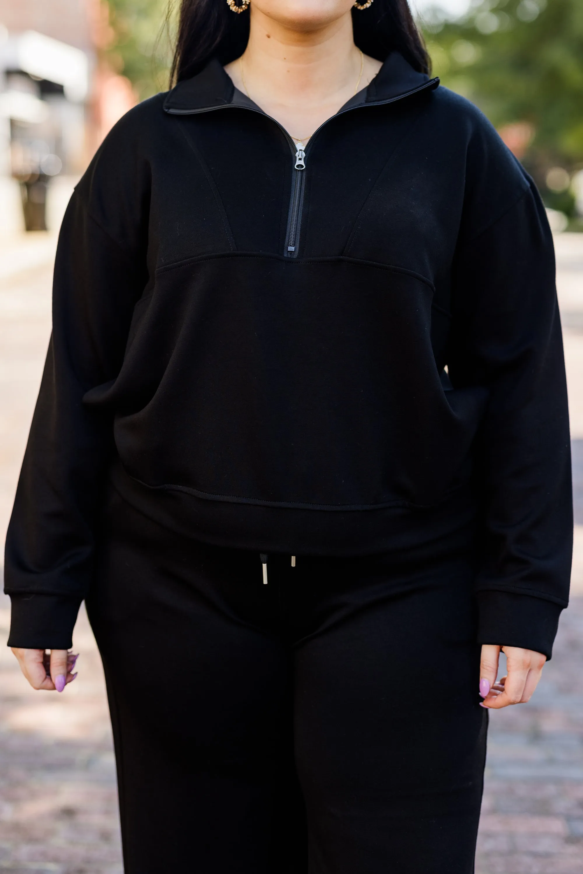 A Power Play Pullover, Black