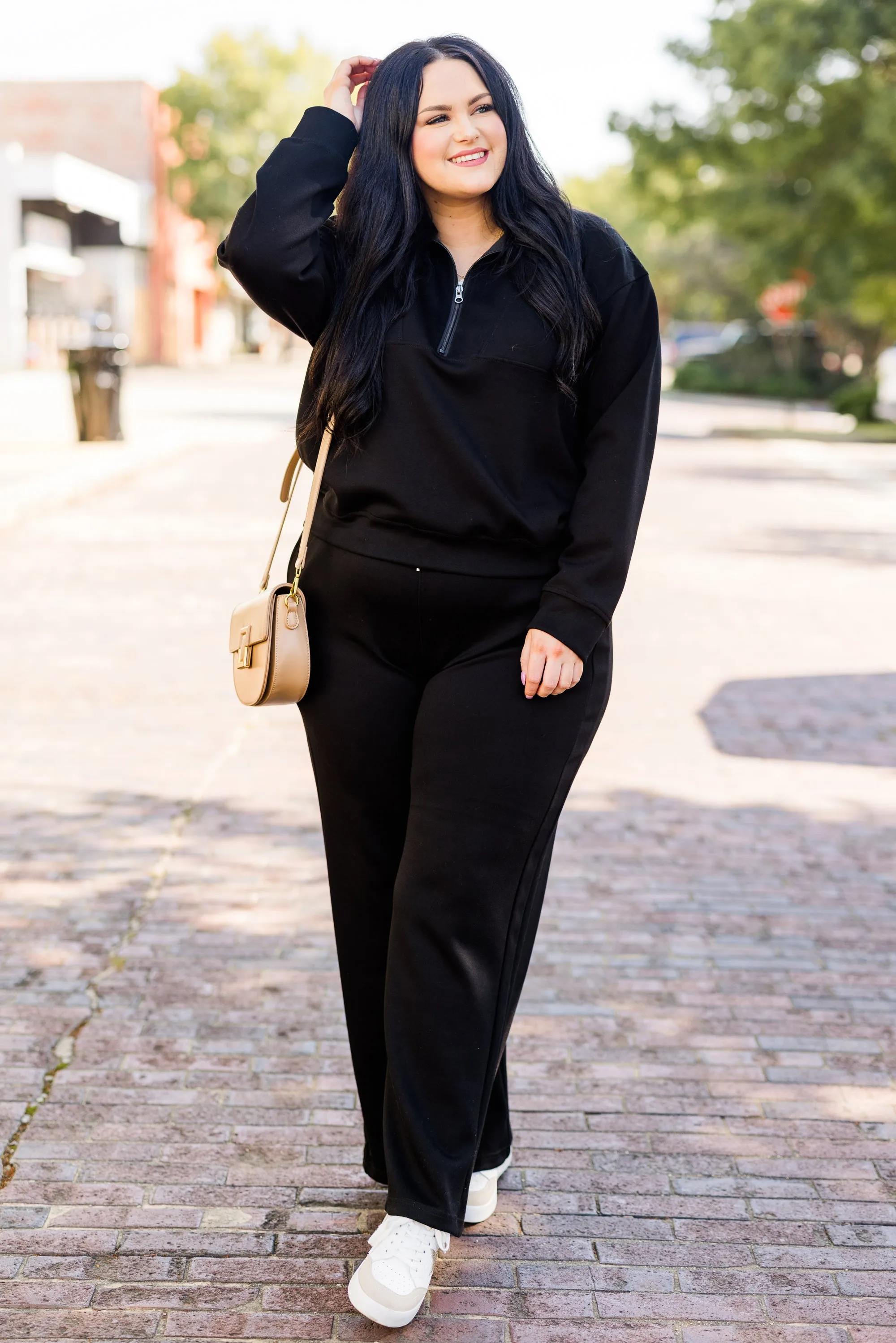 A Power Play Pullover, Black
