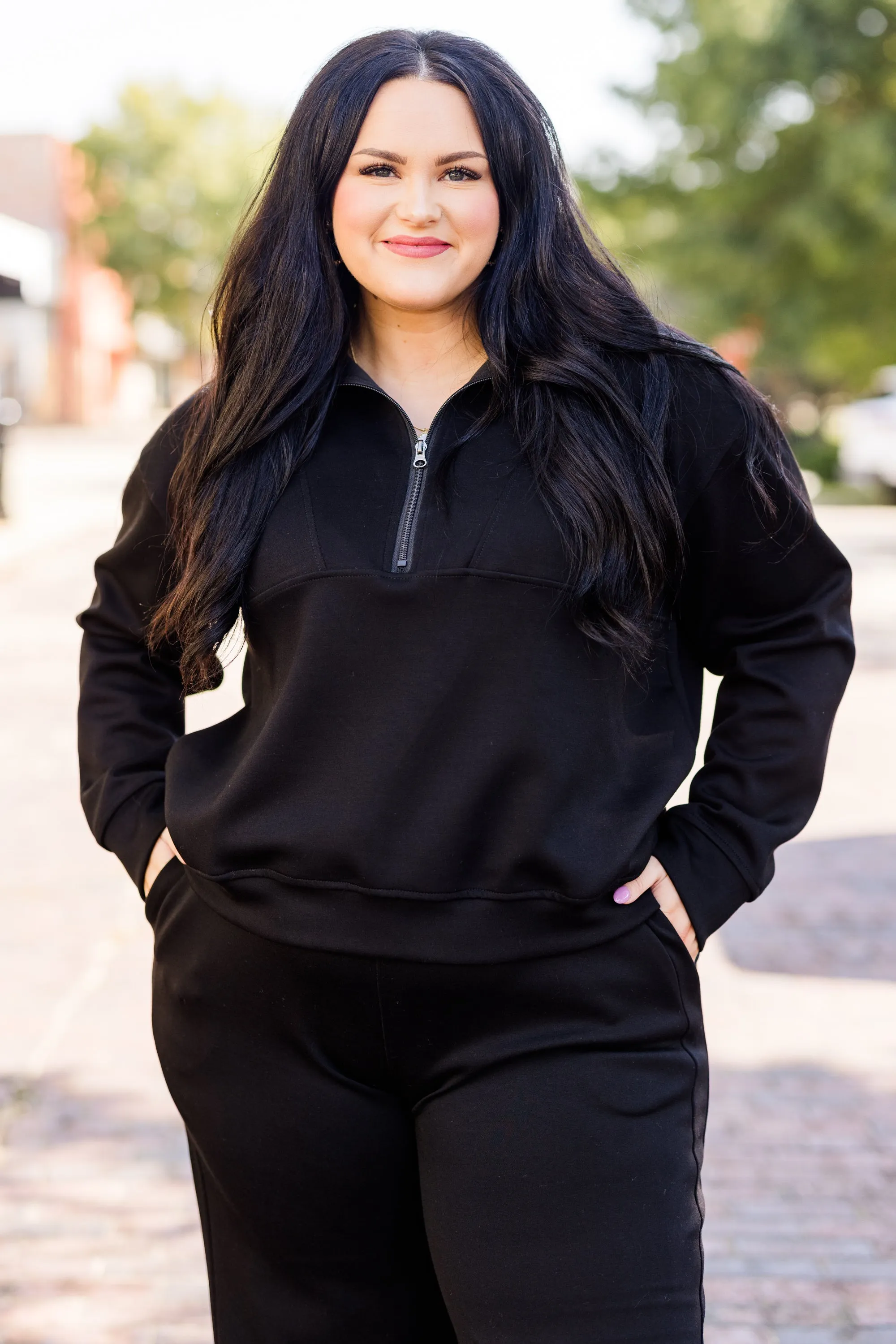 A Power Play Pullover, Black
