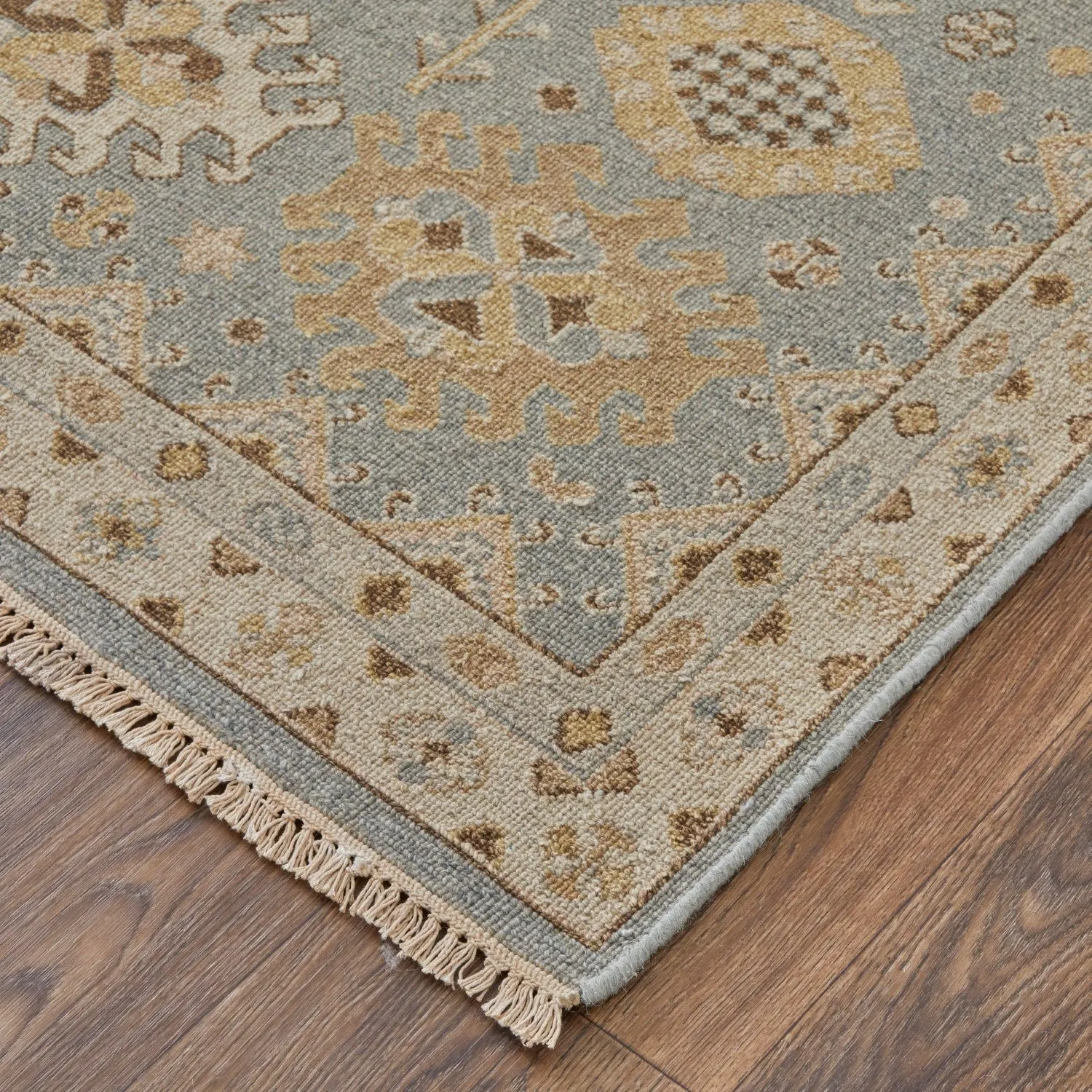 Aleska Oriental Blue/Gray/Ivory Rug