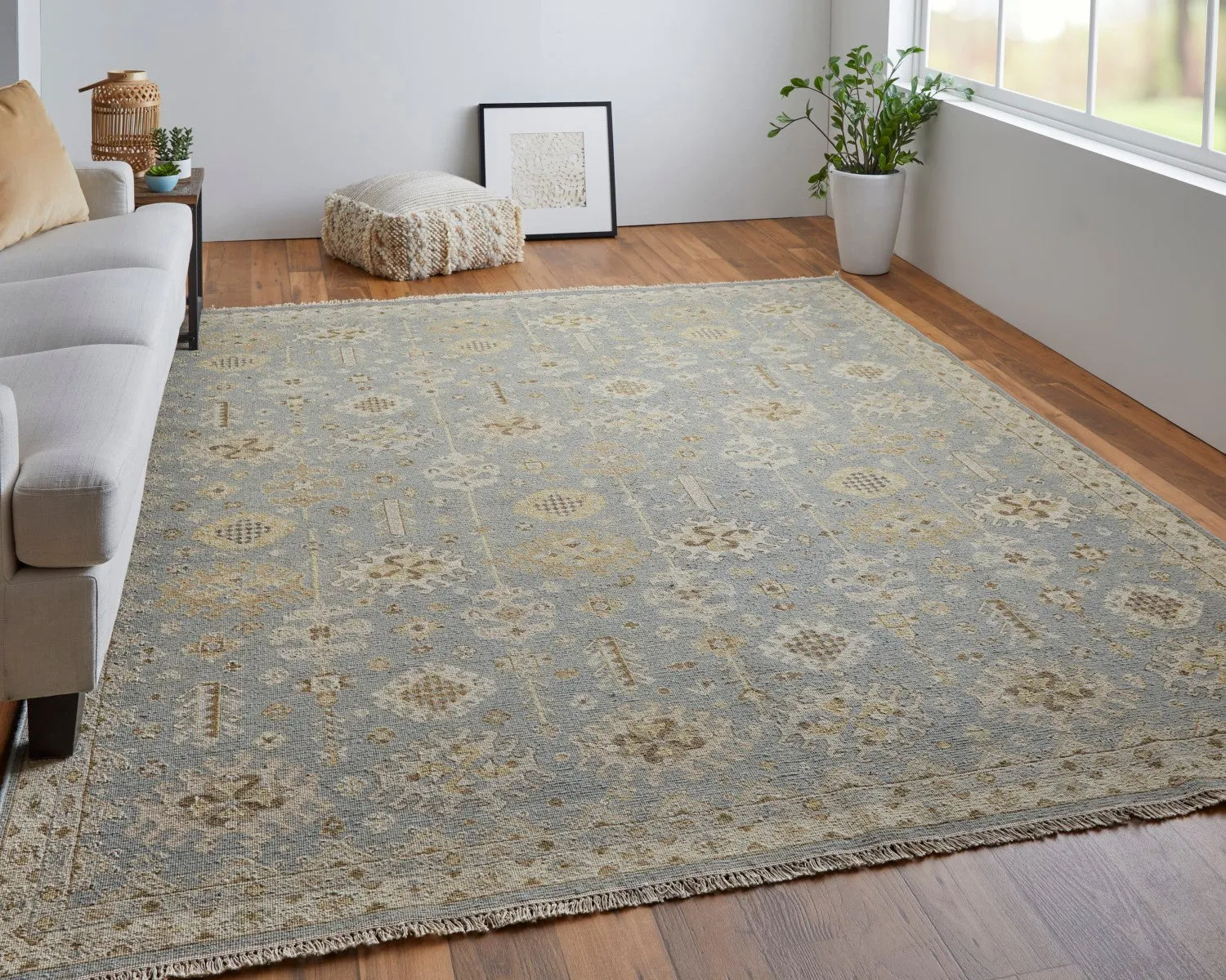 Aleska Oriental Blue/Gray/Ivory Rug