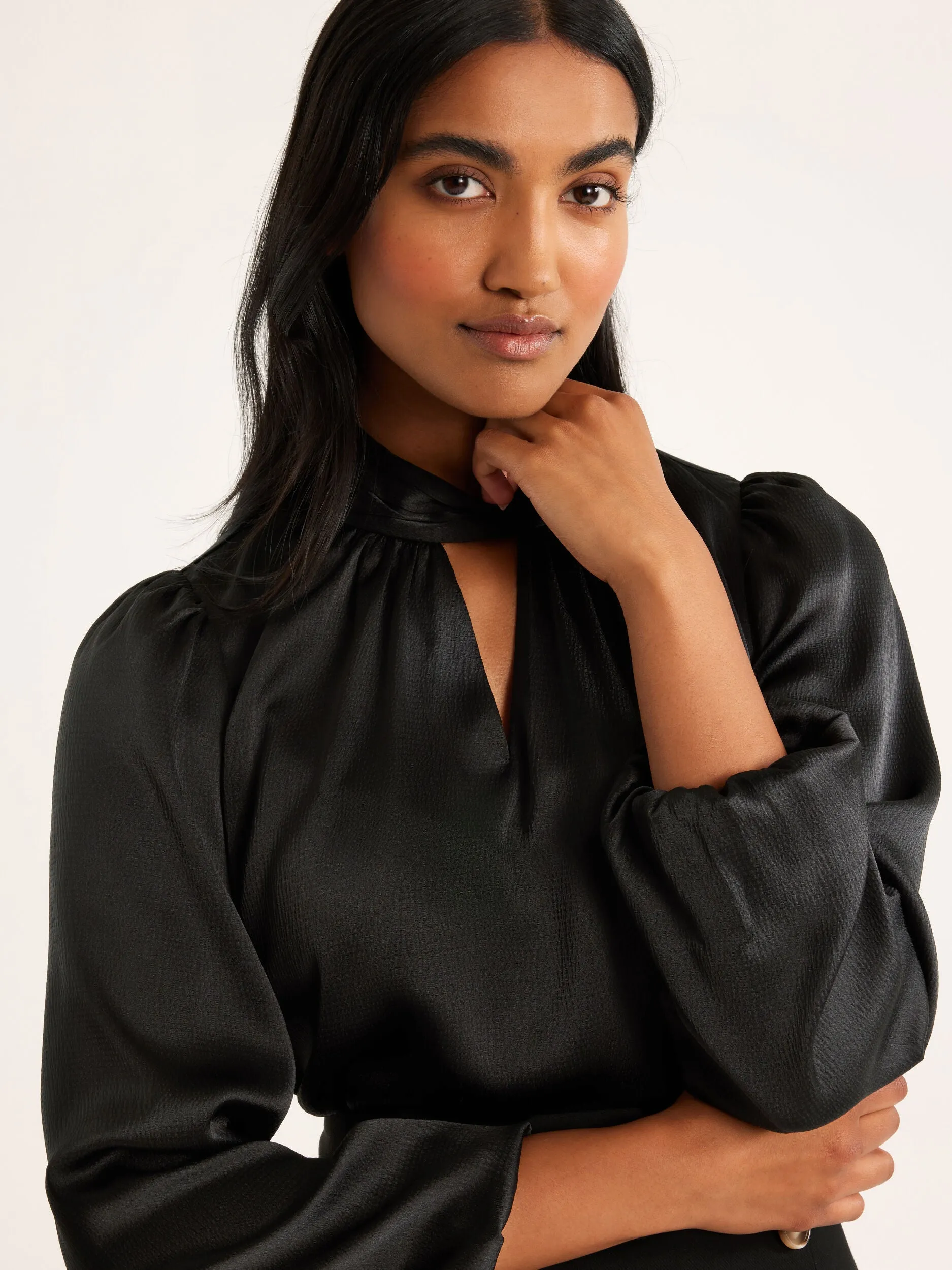 Amara Blouse