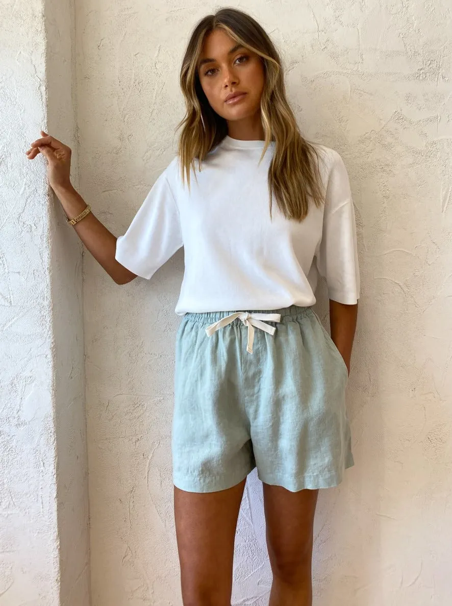 Assembly Label Ease Linen Short in Ocean Green