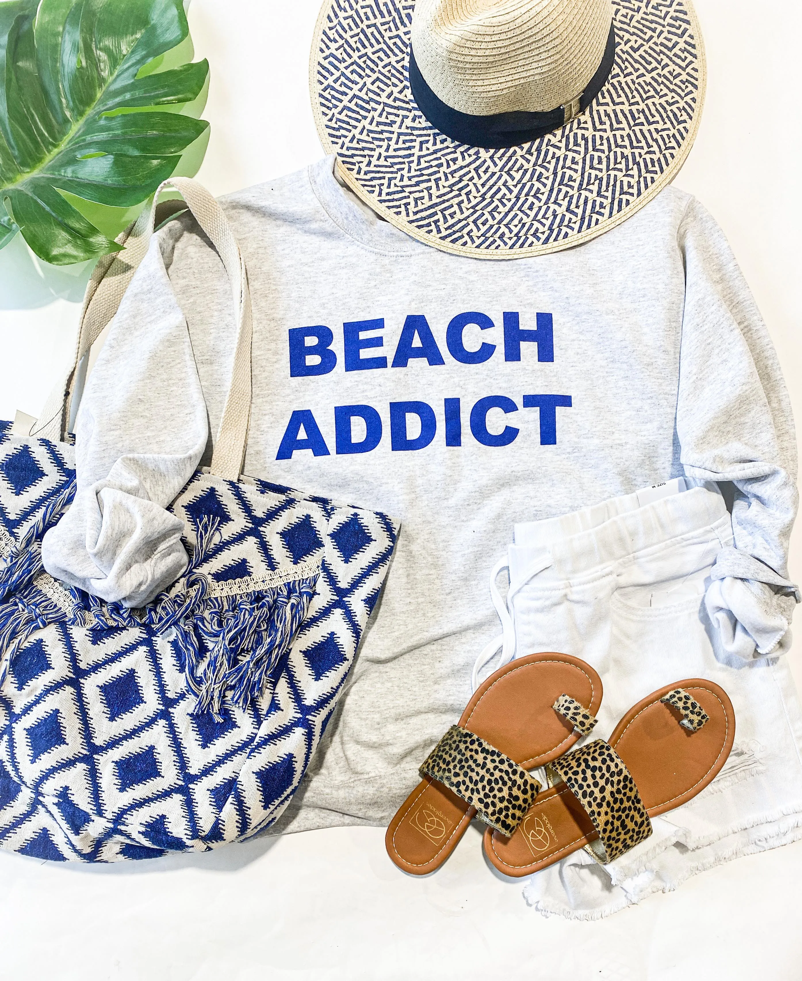 Beach Addict Sweatshirt - Heather Gray
