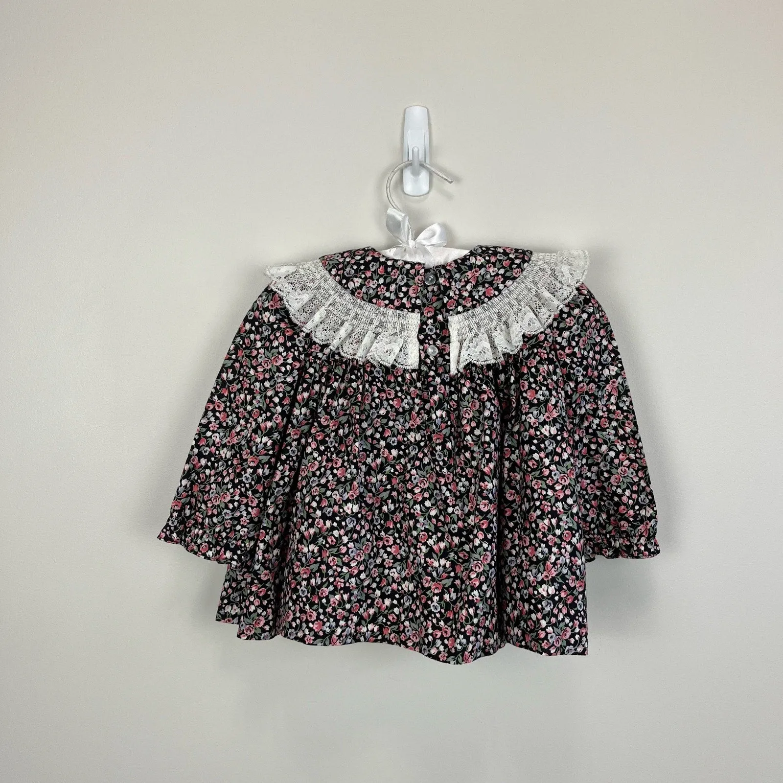C.I. Castros & Co Floral Lace Outfit 18 Months
