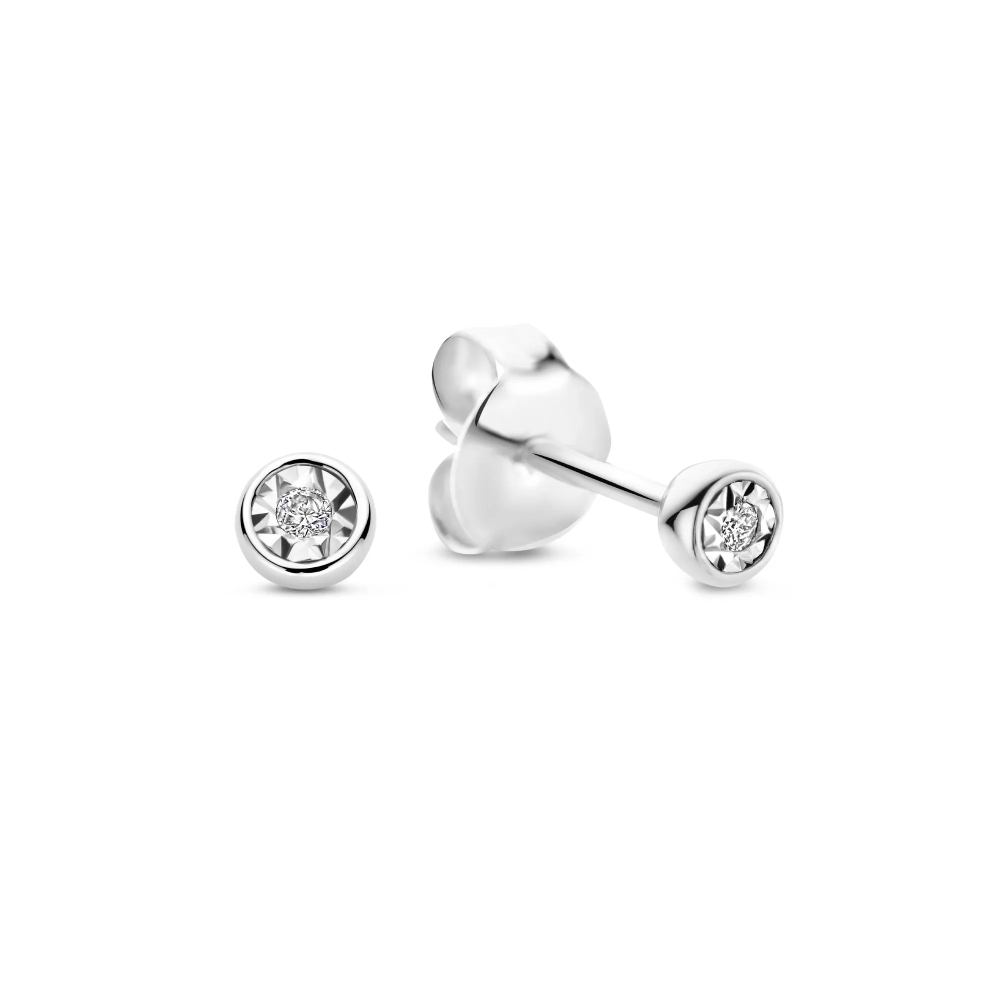 De la Paix Inaya14 karat white gold ear studs with diamond 0.02 carat