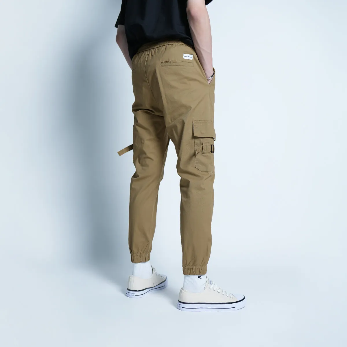 Elastic Patch Pocket Jogger Pants - 136