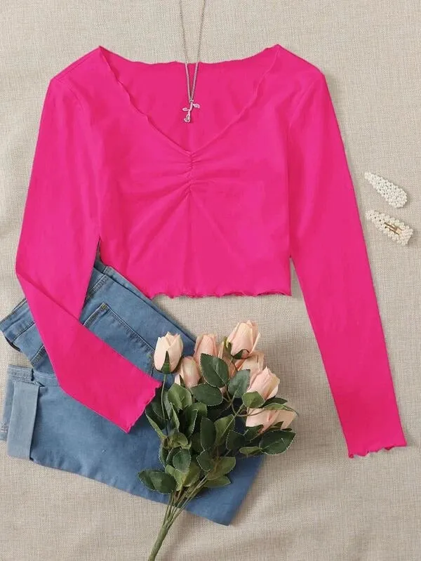 RUCHED LETTUCE-EDGE CROPPED TEE