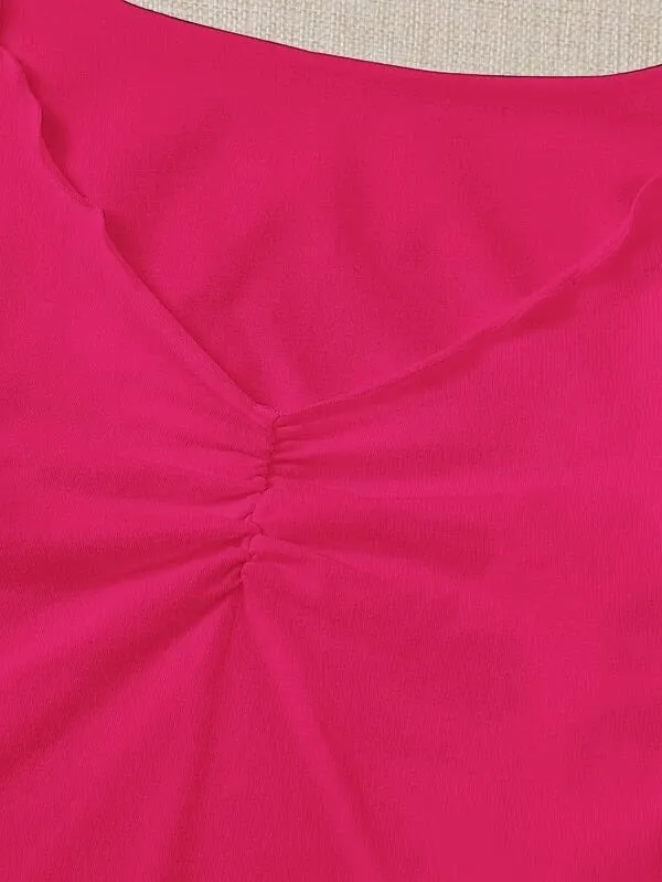 RUCHED LETTUCE-EDGE CROPPED TEE