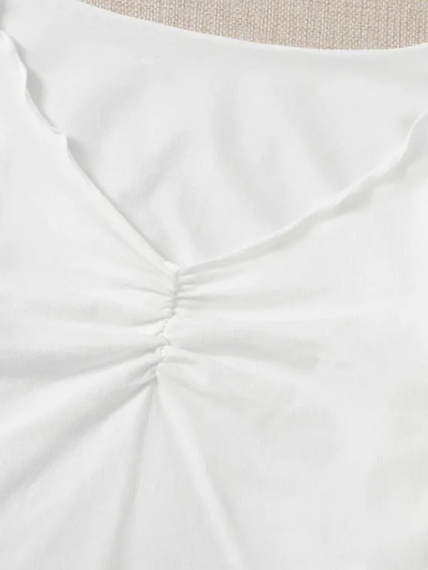 RUCHED LETTUCE-EDGE CROPPED TEE