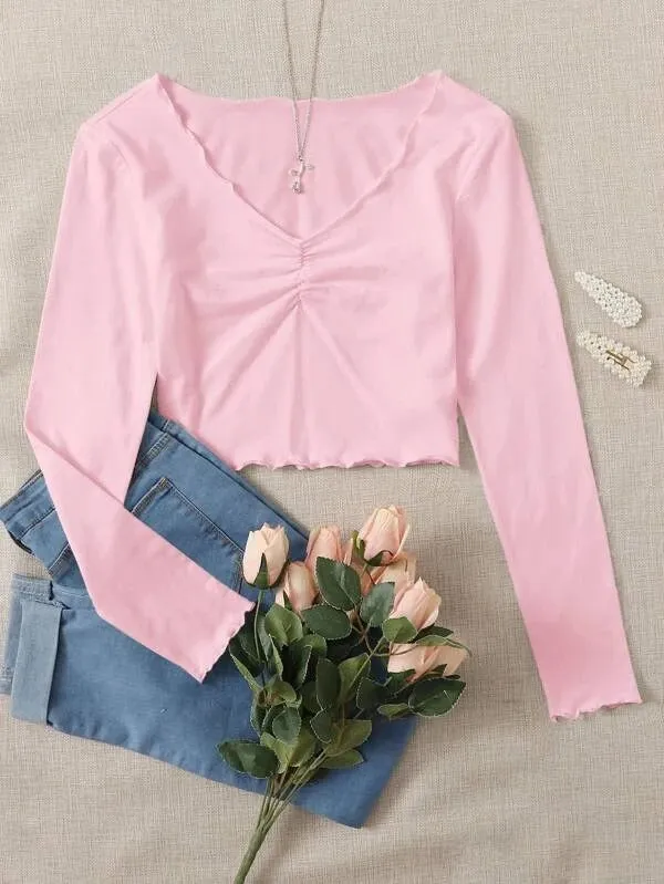 RUCHED LETTUCE-EDGE CROPPED TEE
