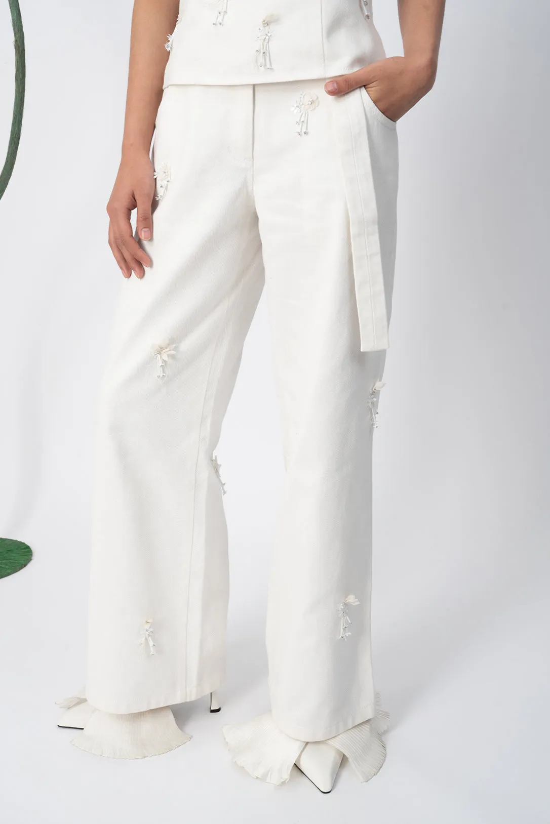 White dayflower handcrafted pants